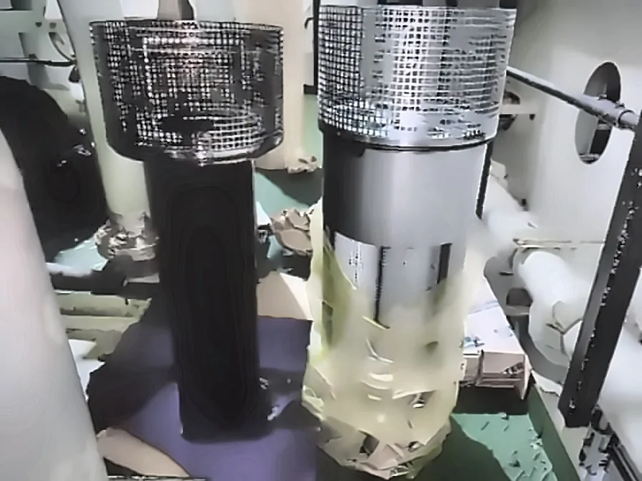 Bollfilter filter elements during an overhaul